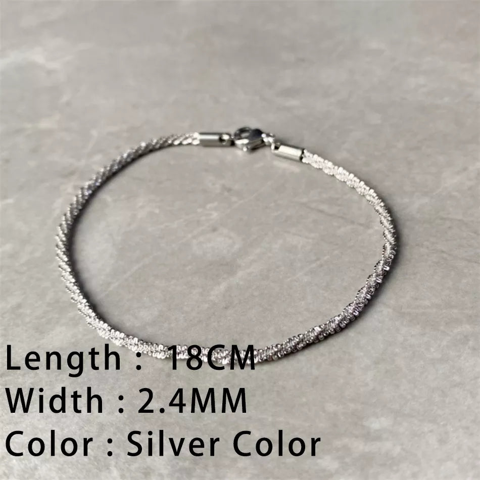  Discover timeless snake chain bracelets designed for women, featuring a trendy gold-plated stainless steel Cuban chain bracelet. Perfect for gifting to stylish women who appreciate quality jewelry.