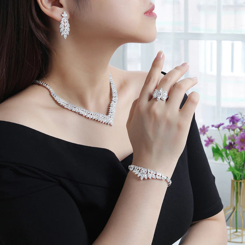 2025 Fashion Minimalist 4-piece Cubic Zirconia Bridal Wedding Jewelry Set Saudi Nigeria Women's Romantic Wedding Dress