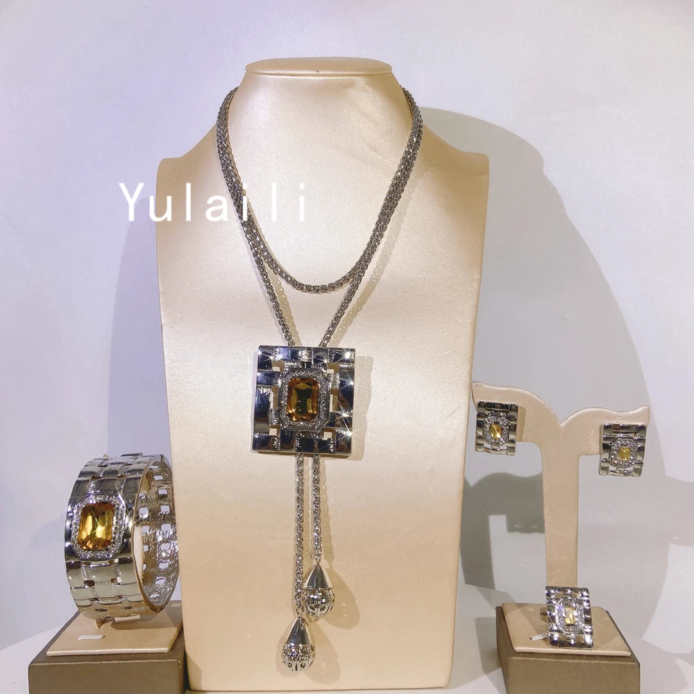 Explore our exquisite collection of costume jewelry inspired by African fashion, featuring stunning jewelry sets, long necklaces, and luxurious Dubai jewelry pieces.