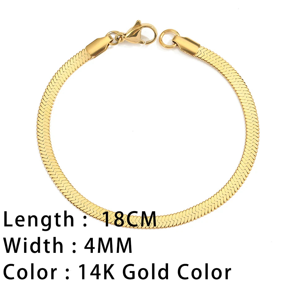  Discover timeless snake chain bracelets designed for women, featuring a trendy gold-plated stainless steel Cuban chain bracelet. Perfect for gifting to stylish women who appreciate quality jewelry.