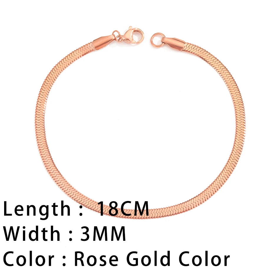  Discover timeless snake chain bracelets designed for women, featuring a trendy gold-plated stainless steel Cuban chain bracelet. Perfect for gifting to stylish women who appreciate quality jewelry.