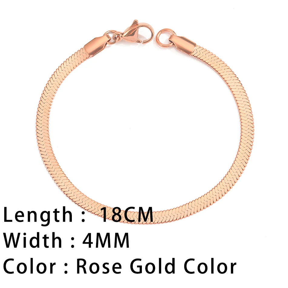  Discover timeless snake chain bracelets designed for women, featuring a trendy gold-plated stainless steel Cuban chain bracelet. Perfect for gifting to stylish women who appreciate quality jewelry.