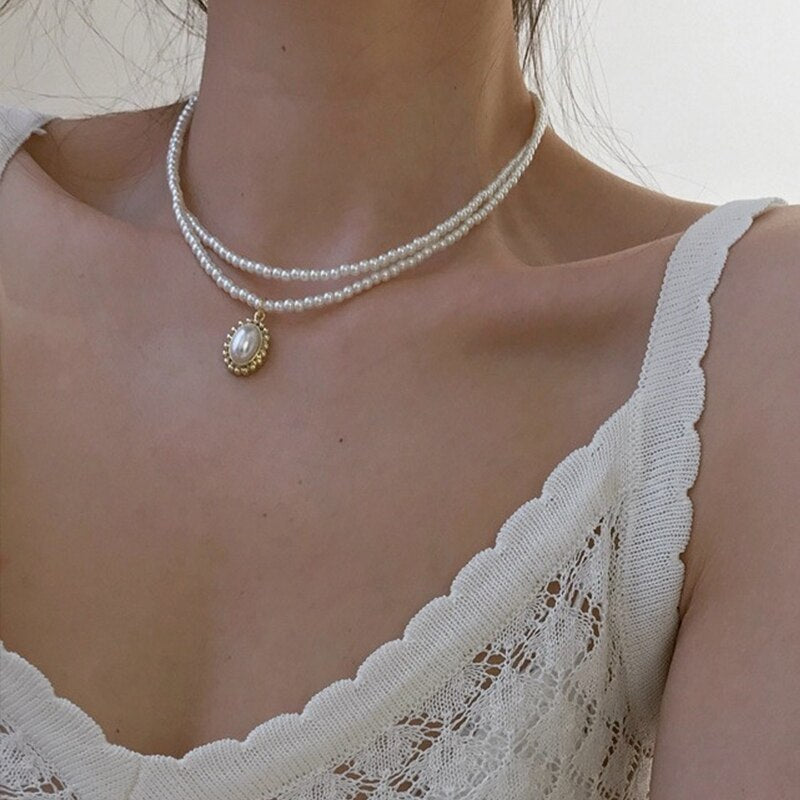 Magnificently crafted, this Round Choker Necklace is made from Alloy and Pearls. The perfect addition to any wardrobe, this Necklace adds an exquisite touch to any ensemble and is sure to make heads turn! Seize this beautiful item today to add a unique fashion statement to your look.