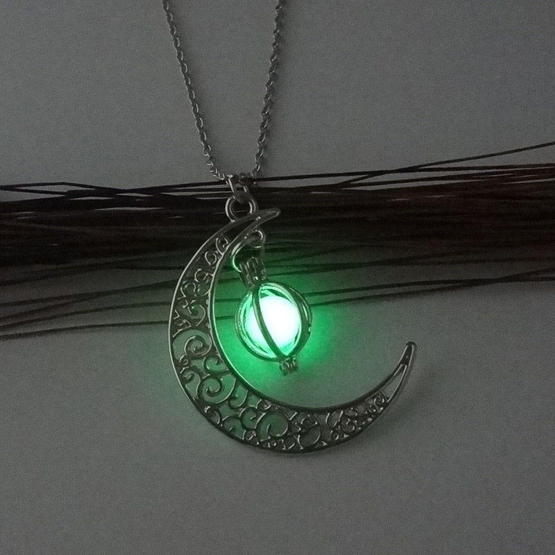 Shine Moon Luminous Stone Pendant Necklace