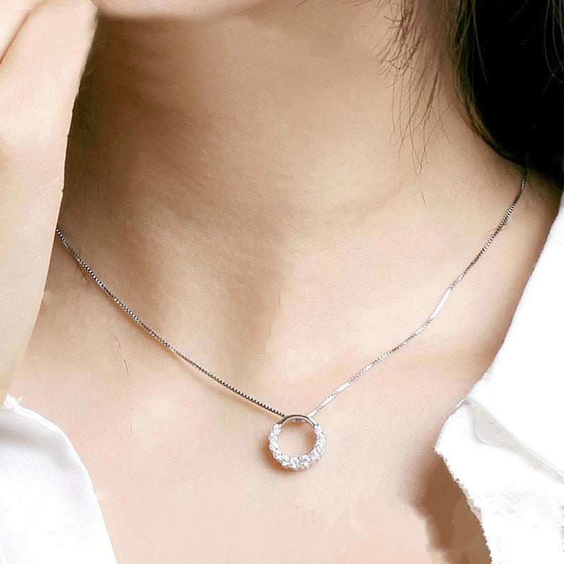 Round Shape Cubic Zirconia Pendant Necklace