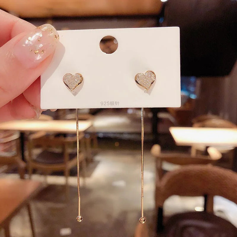 2025 New Inlaid Rhinestone Pearl Stud Earrings Women Personality Fashion Unique Design Earrings Wedding Jewelry Birthday Gift