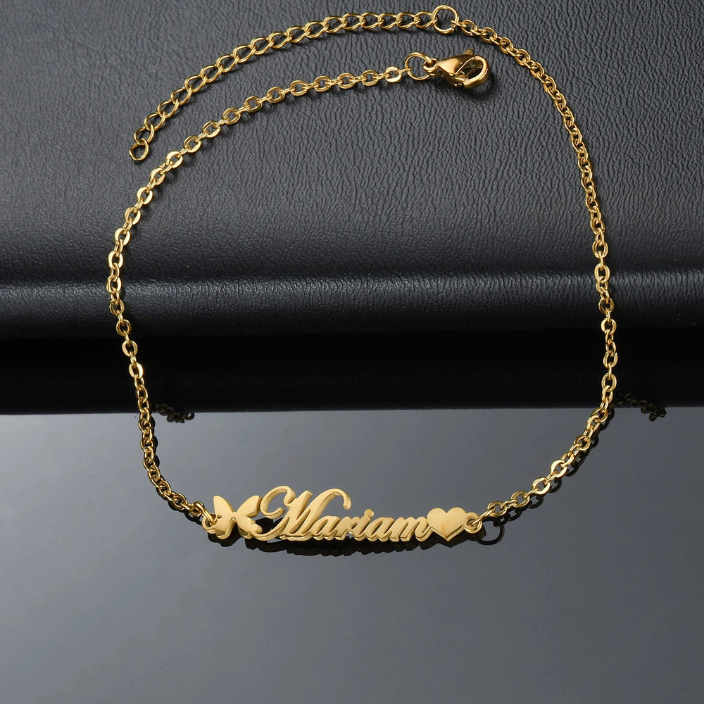 Elevate your style with a custom name anklet that is designed to be personalized just for you. Crafted from durable stainless steel, this anklet features a thick leg chain and measures 18cm in length. The addition of letter charms adds a touch of charm and uniqueness, making it an ideal customized gift for women.