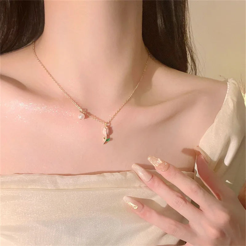 2024 New Fashion Trend Unique Design Elegant Delicate Tulip Pearl Necklace Women Jewelry Wedding Party Premium Gift