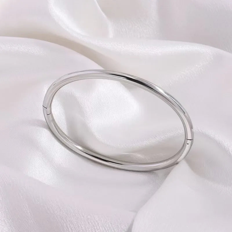 Greatera Waterproof Polished Stainless Steel Cuff Bracelet Bangles for Women Gold Plated Smooth Metal Openable Bracelets Jewelry