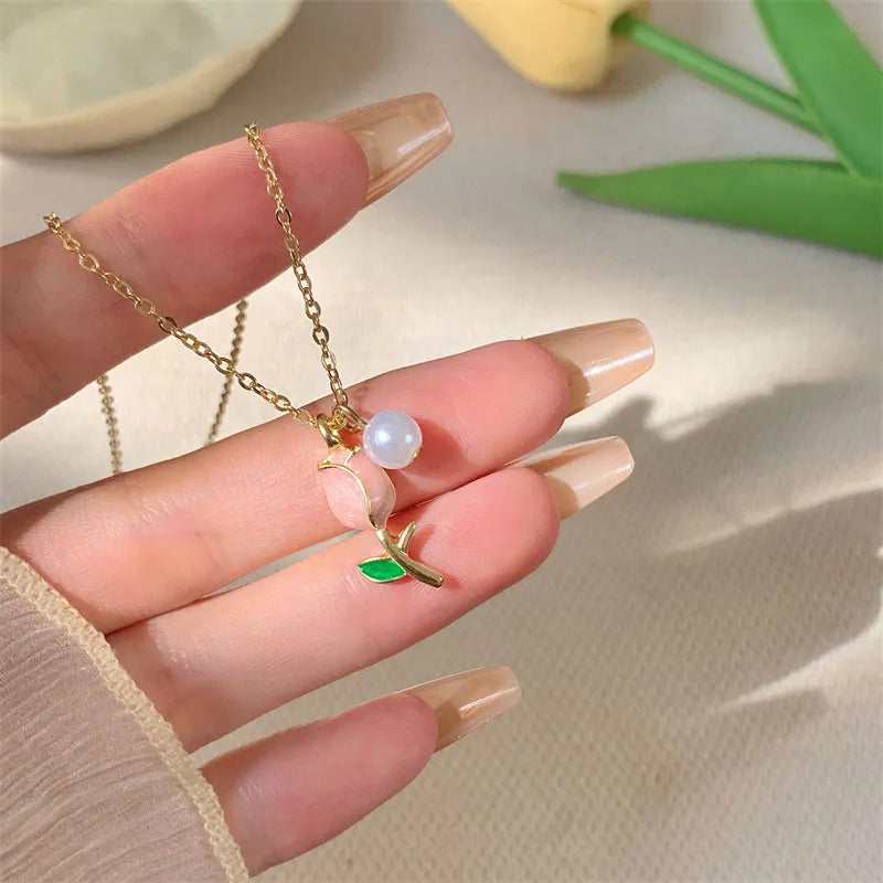 2024 New Fashion Trend Unique Design Elegant Delicate Tulip Pearl Necklace Women Jewelry Wedding Party Premium Gift