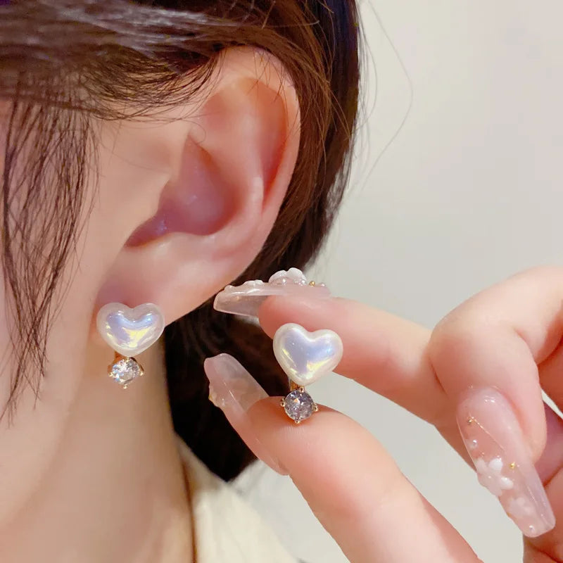2025 New Inlaid Rhinestone Pearl Stud Earrings Women Personality Fashion Unique Design Earrings Wedding Jewelry Birthday Gift