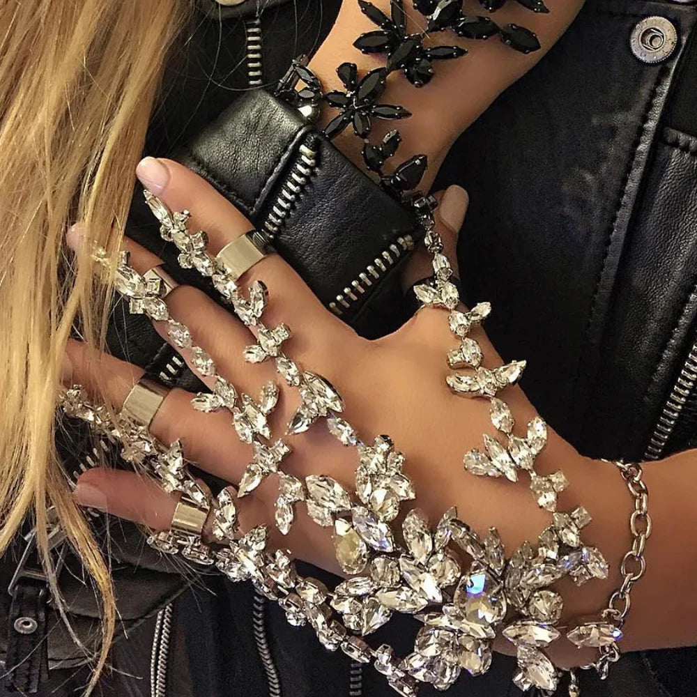 Crystal Finger Harness Bracelet Bridal Hand Decoration Wedding Gift Exaggerated Rhinestone Bangles Ring for Women