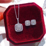 Fashion Contracted Design Square Cubic Zircon Pendant Necklace for Women Exquisite Neck Accessories Wedding Party Jewelry