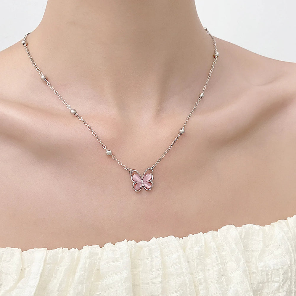 Valentines Gift Hollow Out Butterfly Pendant Necklace Women Korean Sweet Romantic Clavicle Choker Kpop Wedding Party Jewelry New