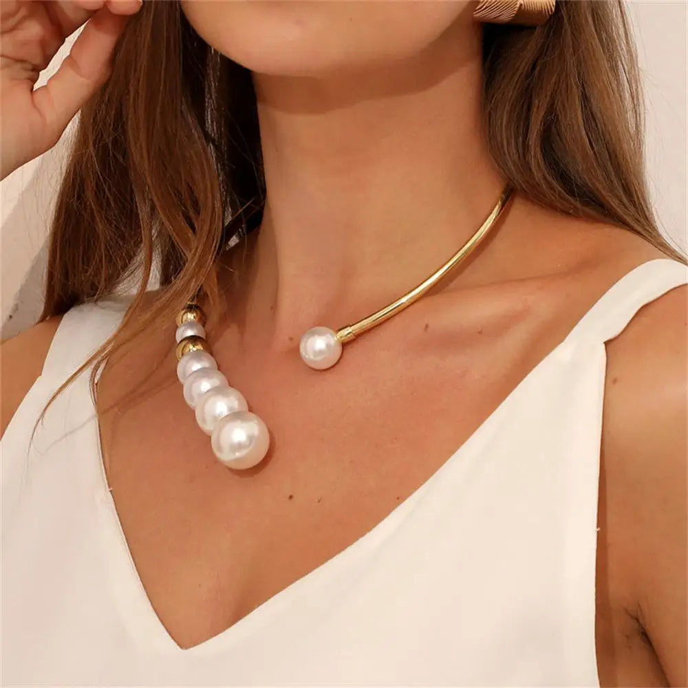 Elegant Simple Water-wave Pearl Necklace For Women Charming Big Metal Geometric Statement Collar Necklace Jewelry