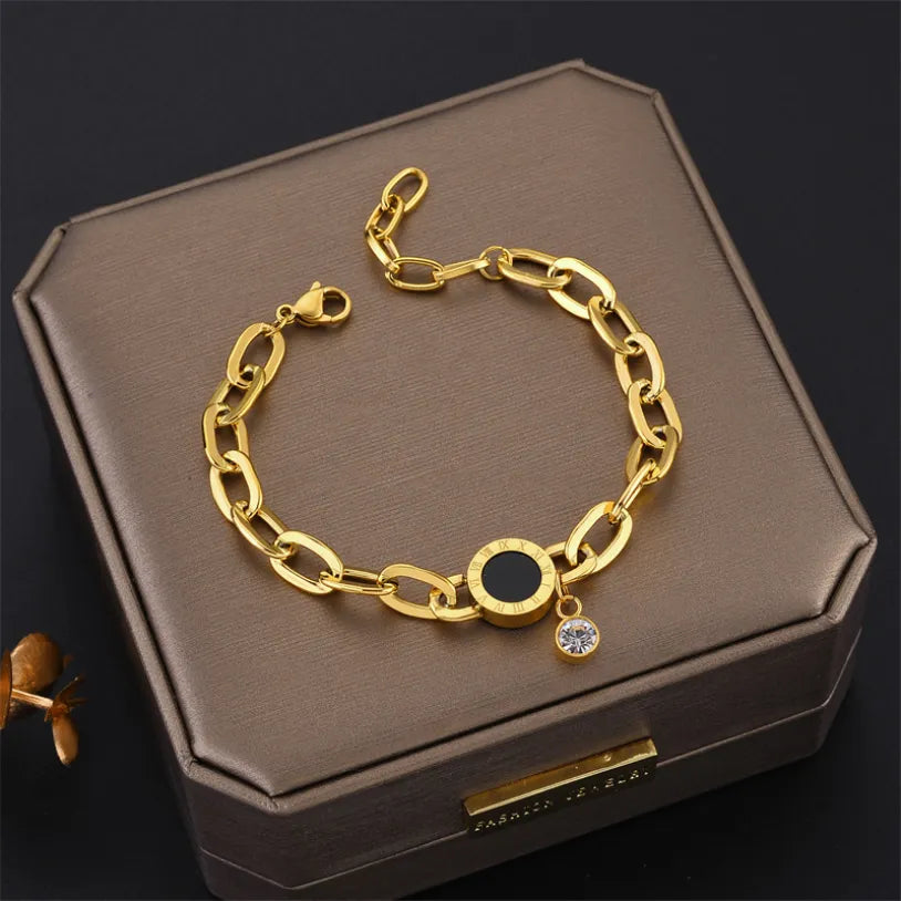  A stylish and elegant choice, this fashion link chain bangle bracelet is crafted from 316L stainless steel. The bracelet showcases a beautiful gold color, adding a touch of sophistication to any outfit. It makes for a thoughtful gift for girls who appreciate fine jewelry.