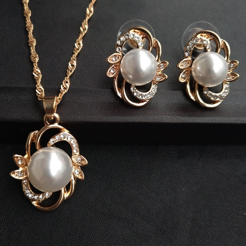 Gold Color Simulated Pearl Jewelry Set