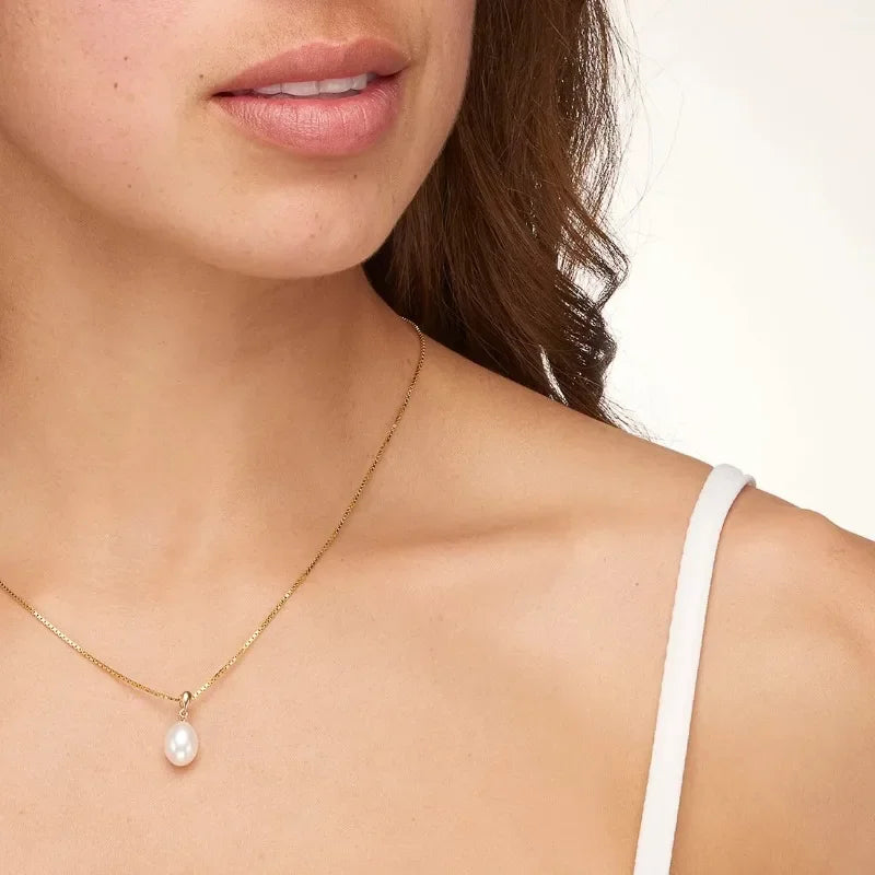 Freshwater Pearl Solitaire Pendant Necklace in 14K Yellow Gold, 18"