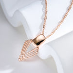 Elegant 585 Rose Gold Glossy Pendant Necklace