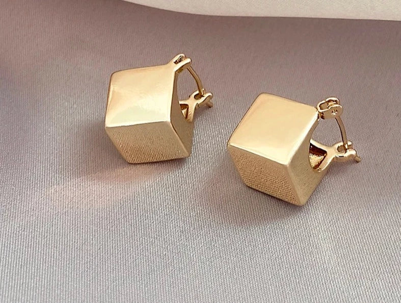 European and American Simple Cubic Pendant Gold Color Earrings For Women's Fashion Style Accessories Jewelry at Wedding Party