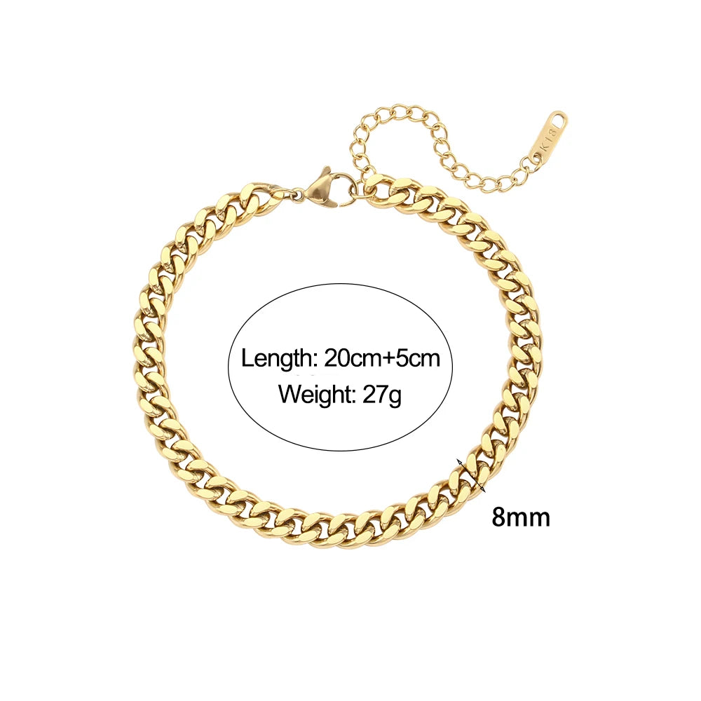 The perfect accessory for men with this minimalist gold bracelet. Crafted from high-quality stainless steel 316L and plated with 18k gold, this street-style Cuban chain bracelet is not only stylish but also durable. Suitable for both men and women, it adds a touch of elegance to any outfit.