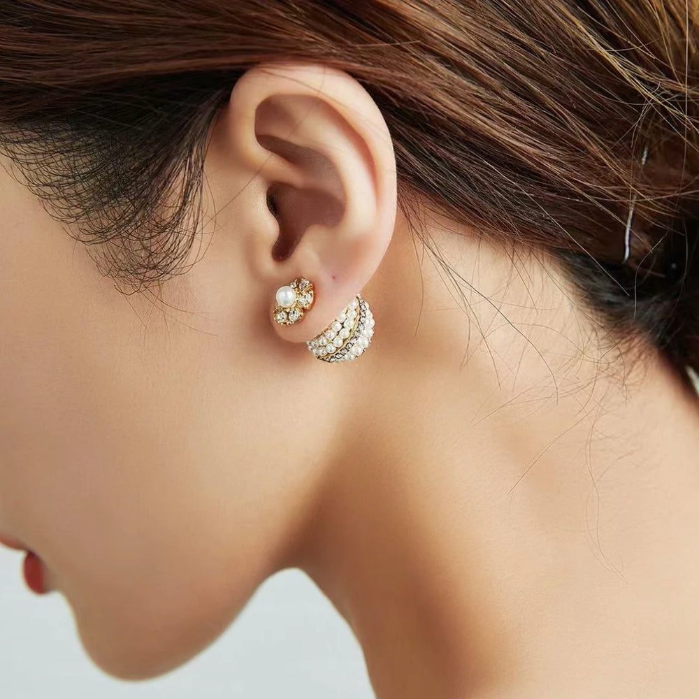 A stunning collection of elegant and luxurious women's jewelry with our fashion pearl earrings. These sweet and classic pearl earrings are adorned with sparkling zircon stones, making them the perfect accessory for any party or banquet. Explore our wholesale options and find the ideal gift for someone special.