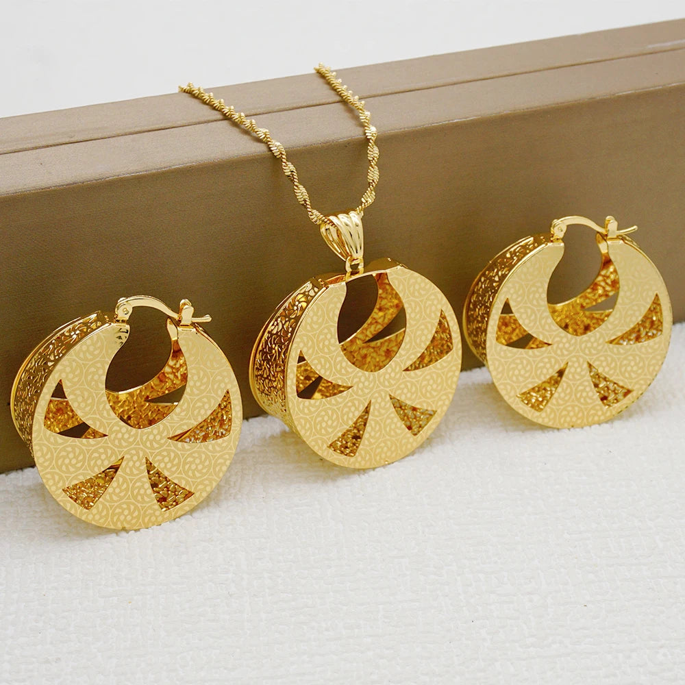 Fashion Dubai Jewelry Sets Gold Color Pendant Copper Classic Earrings Necklace For Women Daily Wear Party Anniversary Gifts