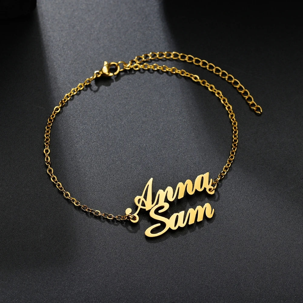 Elevate your style with a custom name anklet that is designed to be personalized just for you. Crafted from durable stainless steel, this anklet features a thick leg chain and measures 18cm in length. The addition of letter charms adds a touch of charm and uniqueness, making it an ideal customized gift for women.