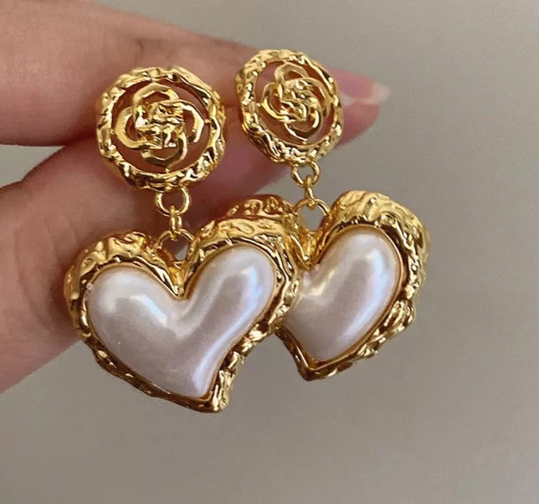 The New  Flower Heart Earrings French Retro Fashion Luxury  Accessories Women Jewelry Wedding Part