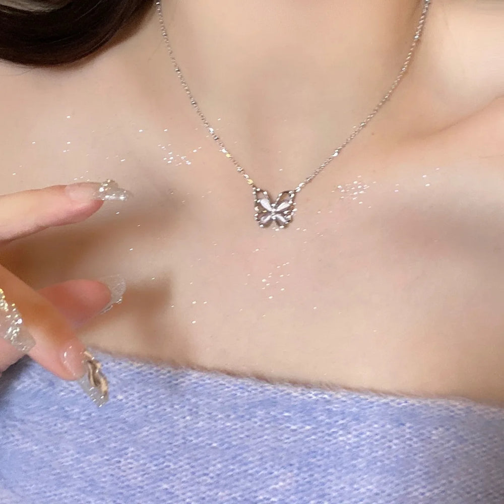 Valentines Gift Hollow Out Butterfly Pendant Necklace Women Korean Sweet Romantic Clavicle Choker Kpop Wedding Party Jewelry New