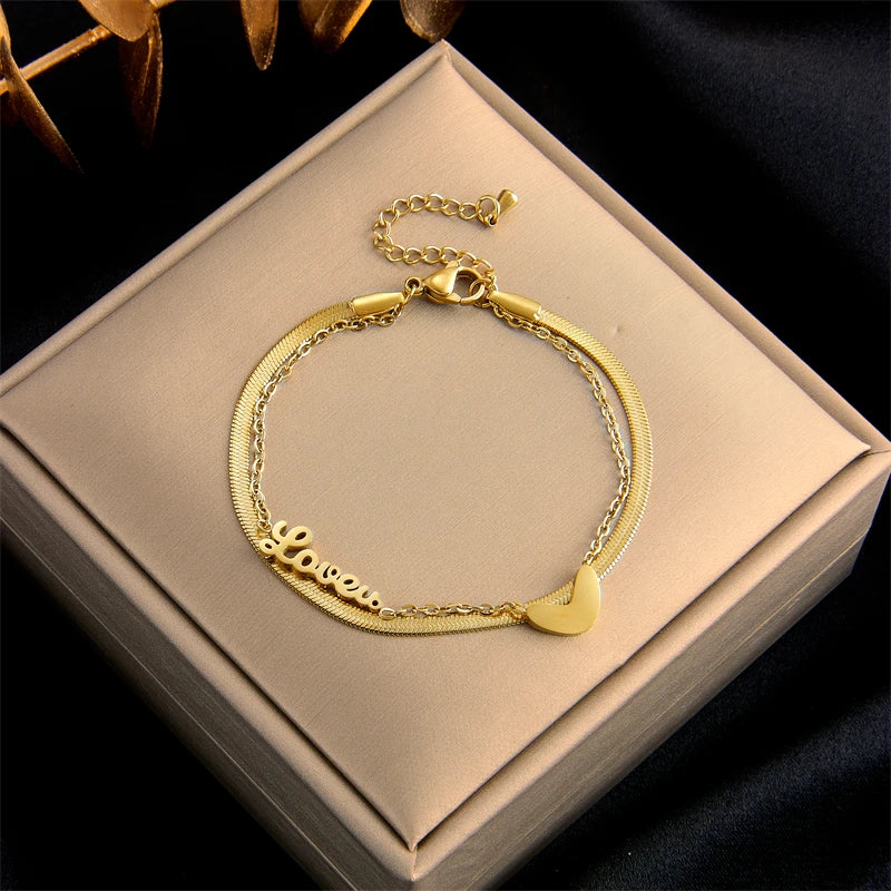  A stylish and elegant choice, this fashion link chain bangle bracelet is crafted from 316L stainless steel. The bracelet showcases a beautiful gold color, adding a touch of sophistication to any outfit. It makes for a thoughtful gift for girls who appreciate fine jewelry.