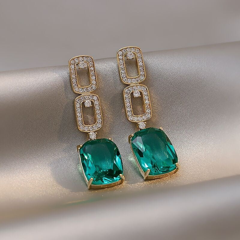 Shiny Green Rhinestone Pendant Earrings